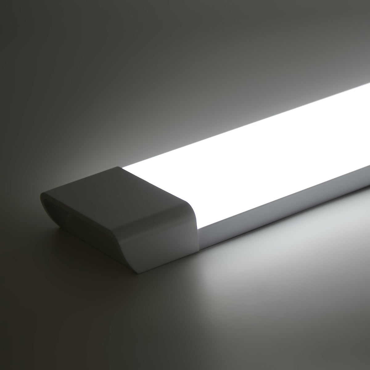 G.W.S. LED LED Batten Lights 1FT / Day White (6000K) / 1 LED Batten Light