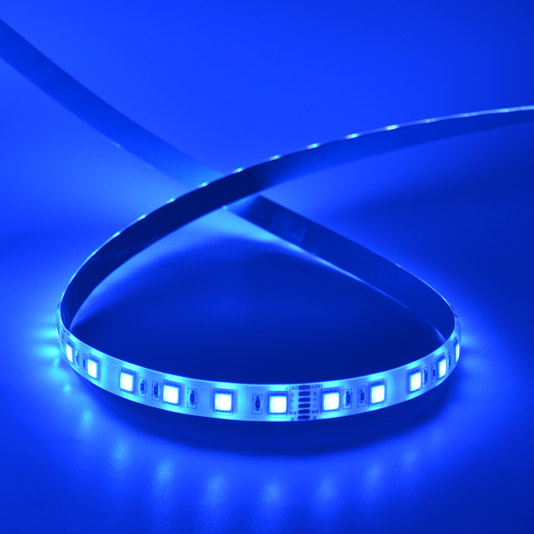 G.W.S LED Wholesale LED Strip Lights 5M / RGB+CCT LED 5050 Strip Light IP44 24V 5M 60 LEDs/M RGB+CCT